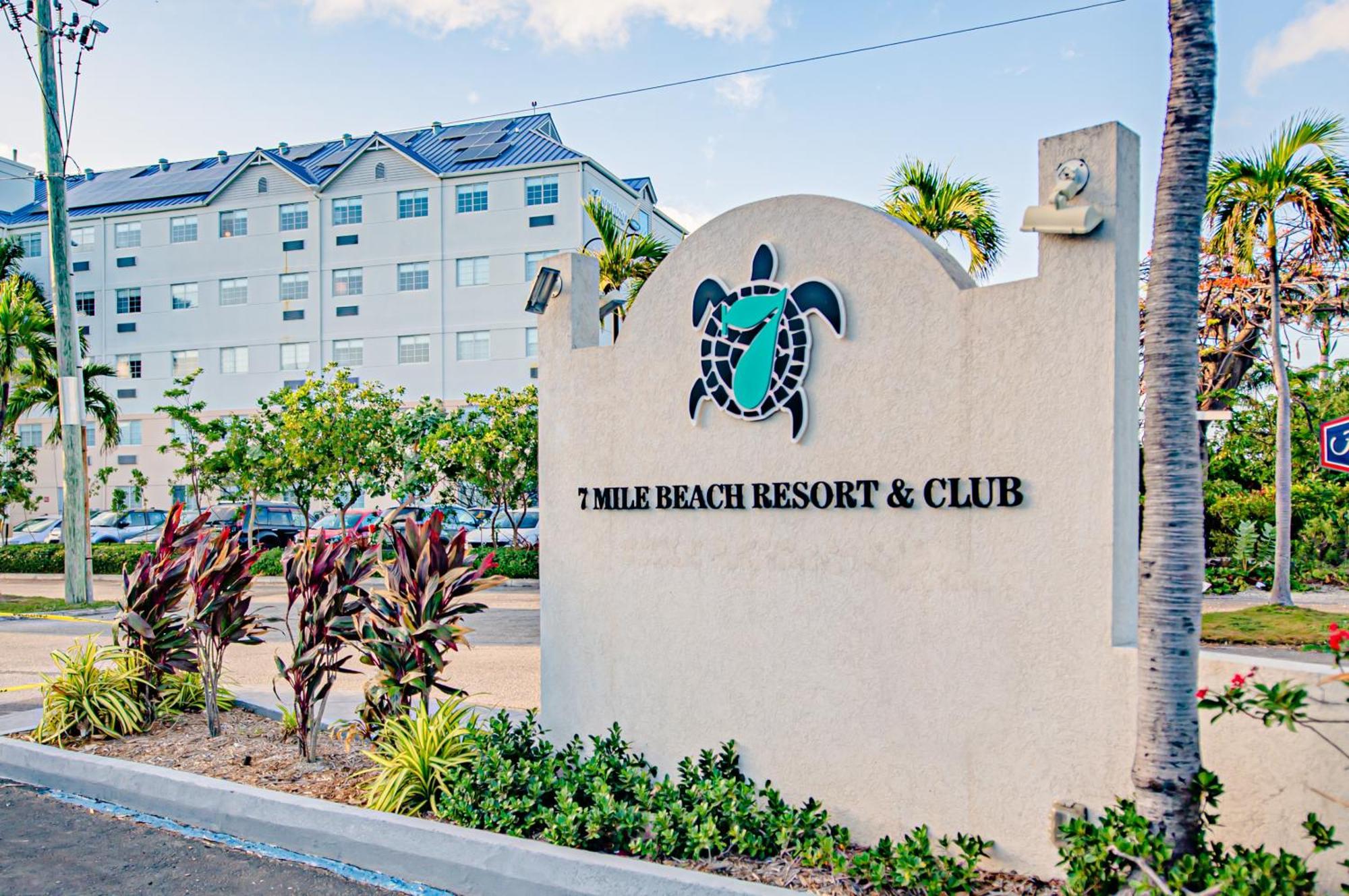 Seven Mile Beach Resort George Town Exterior photo