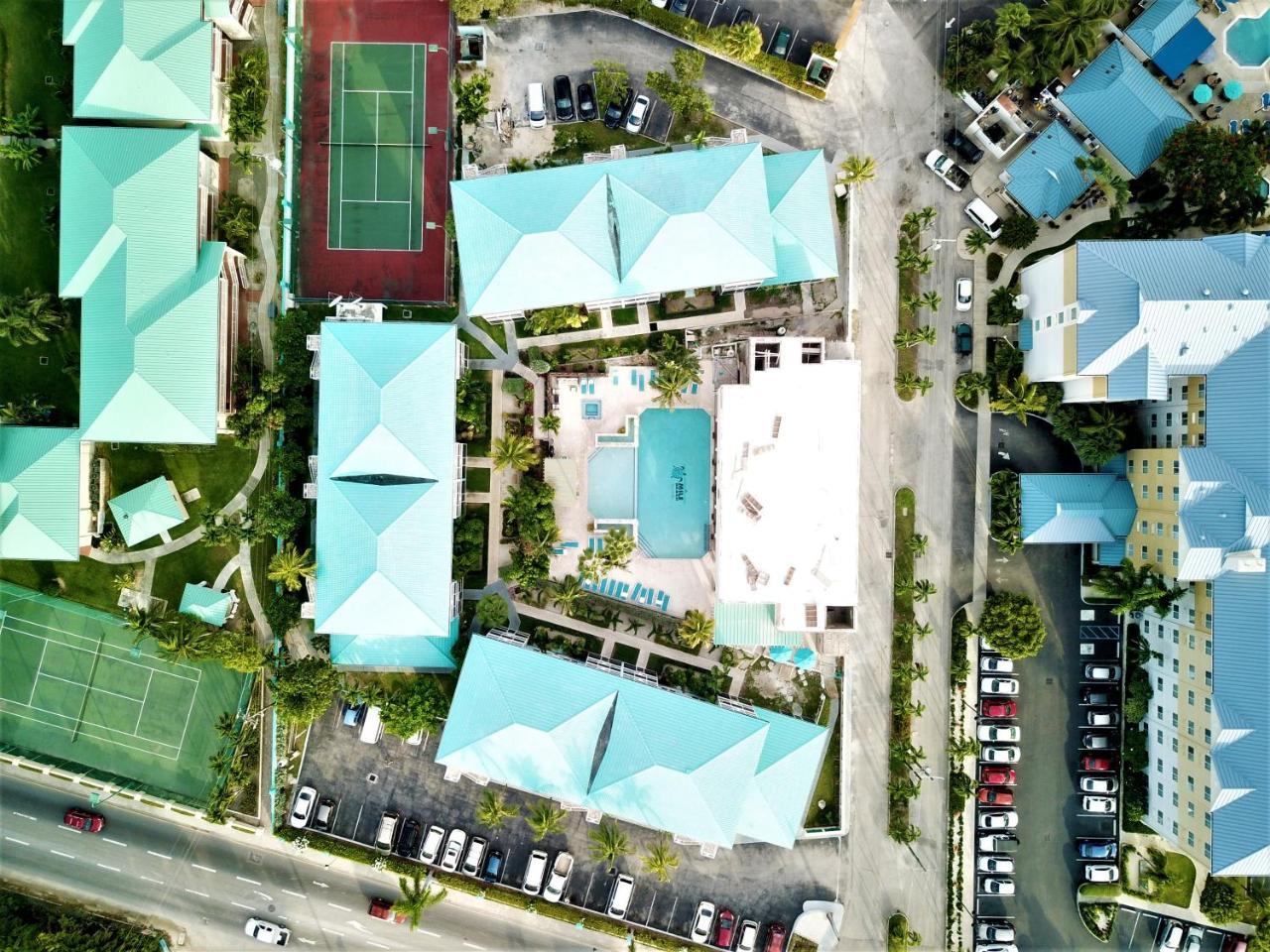 Seven Mile Beach Resort George Town Exterior photo