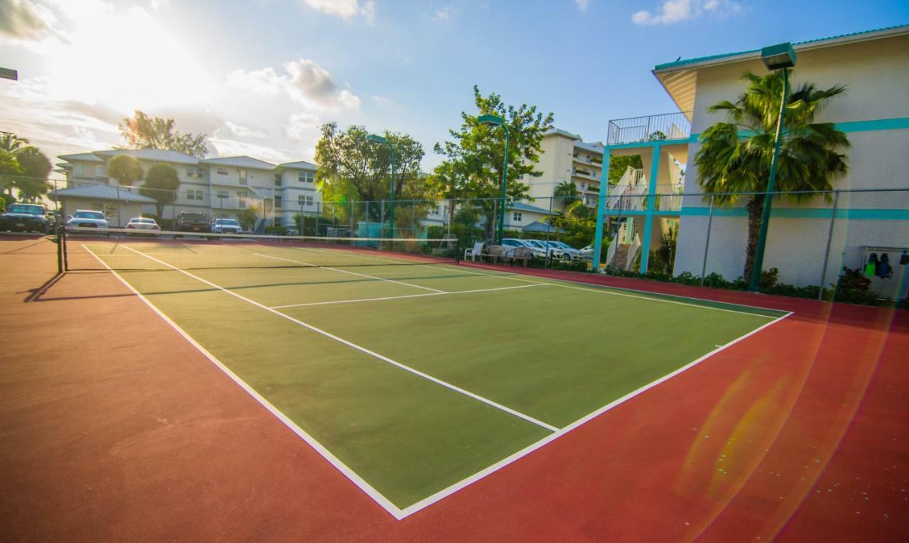 Seven Mile Beach Resort George Town Exterior photo
